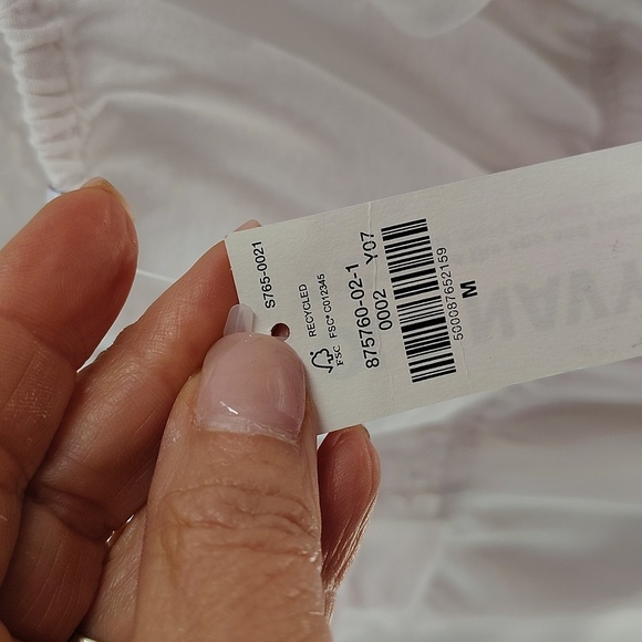 Old Navy Waist Defined Flutter Sleeve Tie Back Mini Dress Size Medium Eyelet - Picture 10 of 10